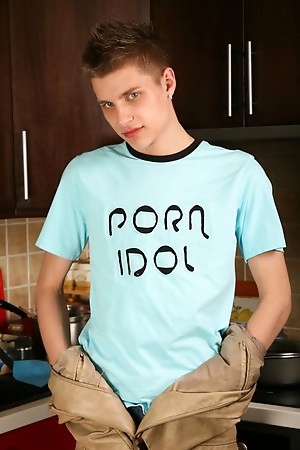 Gorgeous porn lover twink boy Francis